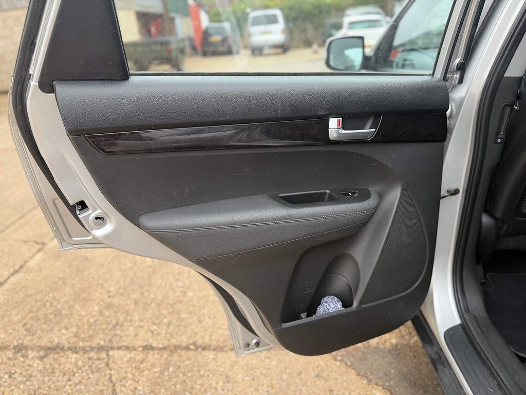 Kia Sorento Silver #22