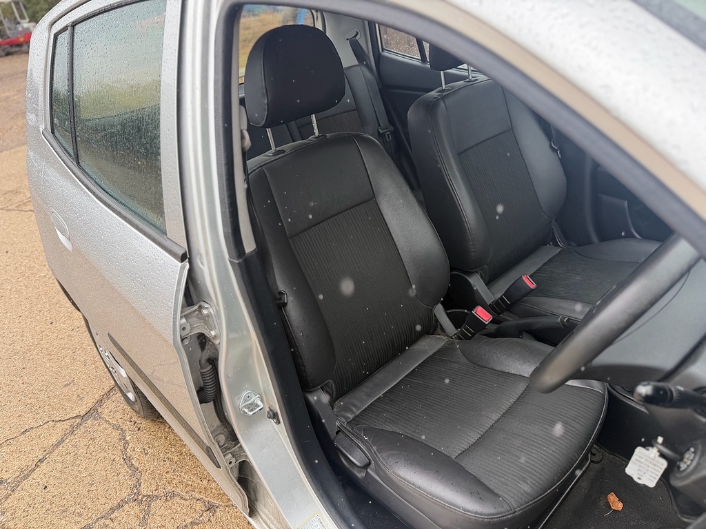 Kia Picanto 1.0 1 Silver #7