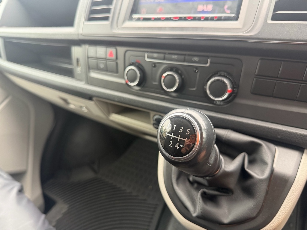 Volkswagen Transporter Panel Van Black #17