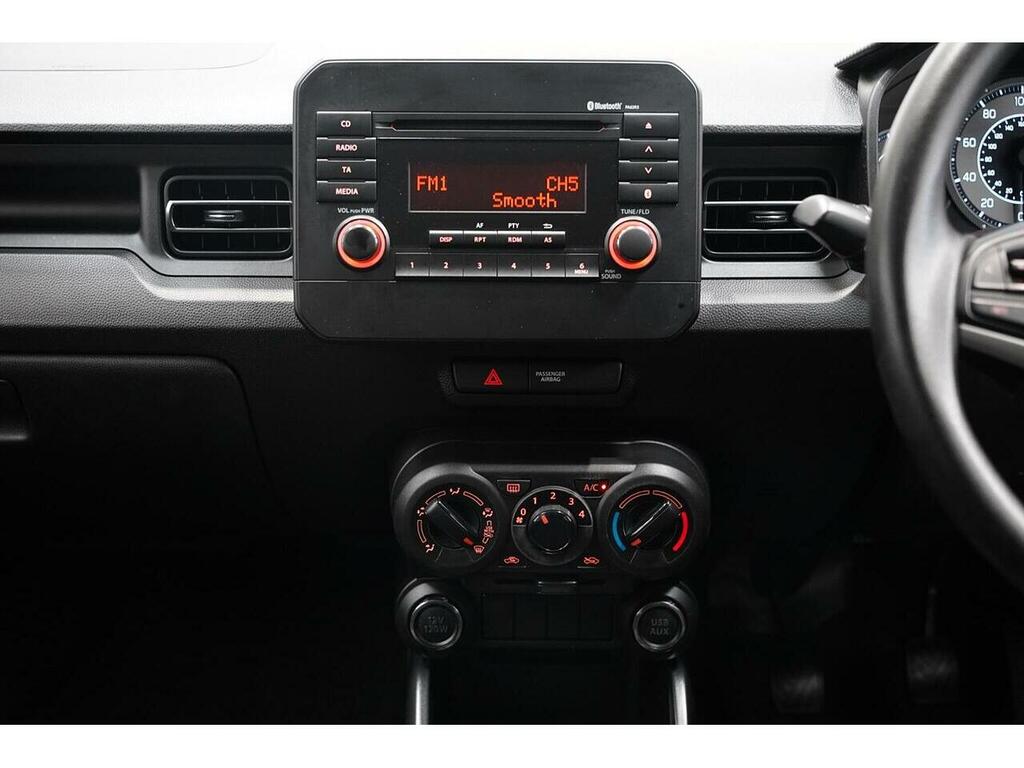 Suzuki Ignis Hatchback White #15