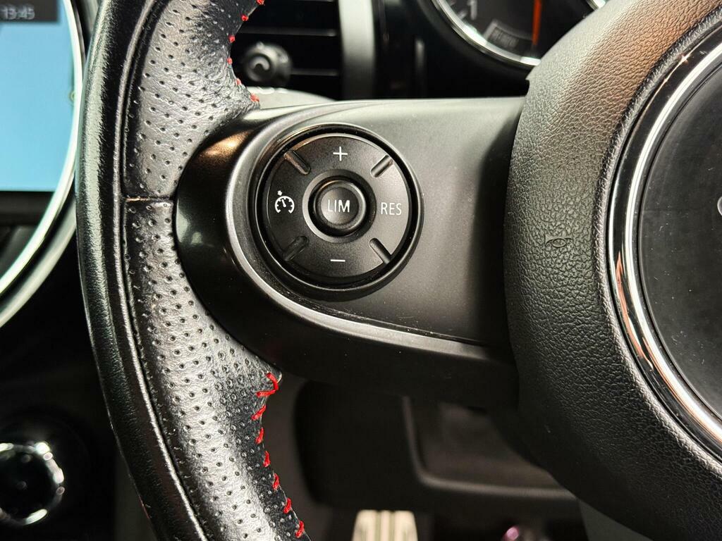 Mini Hatch One 5-Door White #59