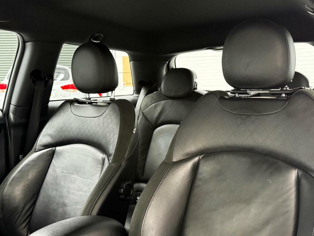 Mini Hatch One 5-Door White #41