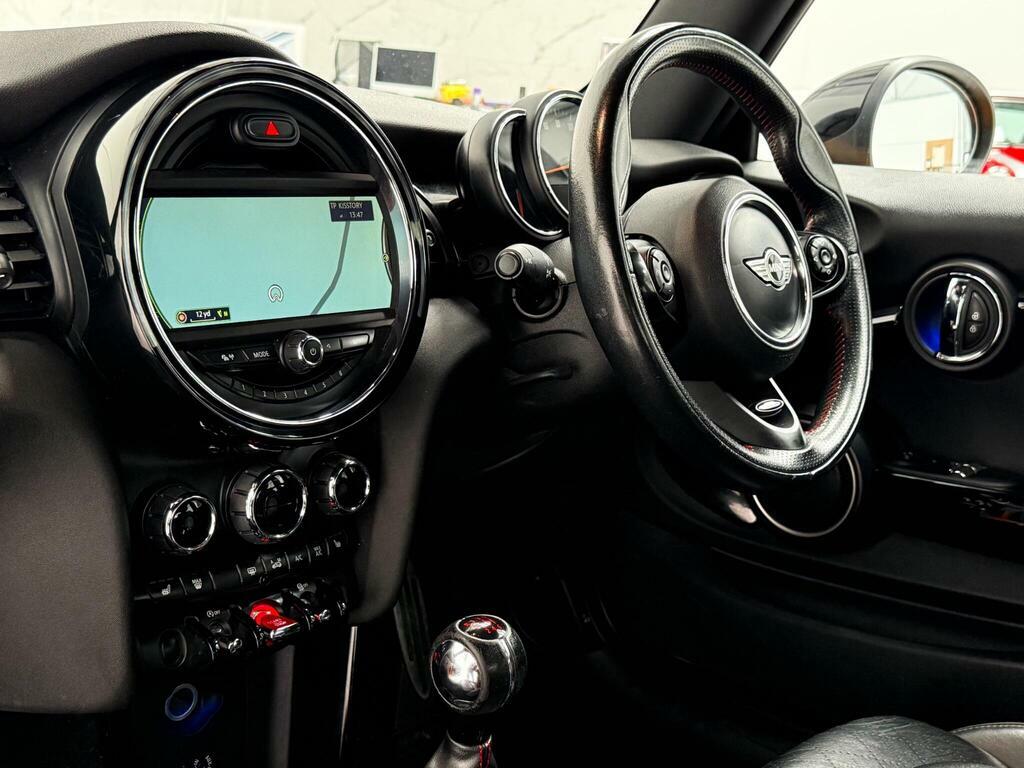 Mini Hatch One 5-Door White #45