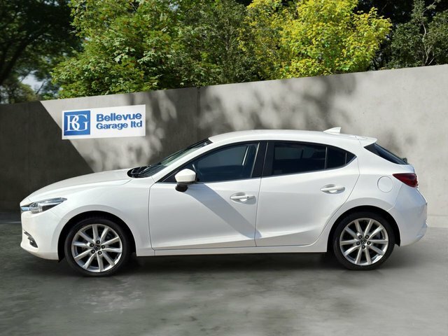 Mazda 3 2.2 Skyactiv-d Sport Nav Hatchback White #6