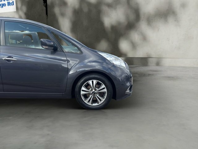 Kia Venga 3 Silver #25