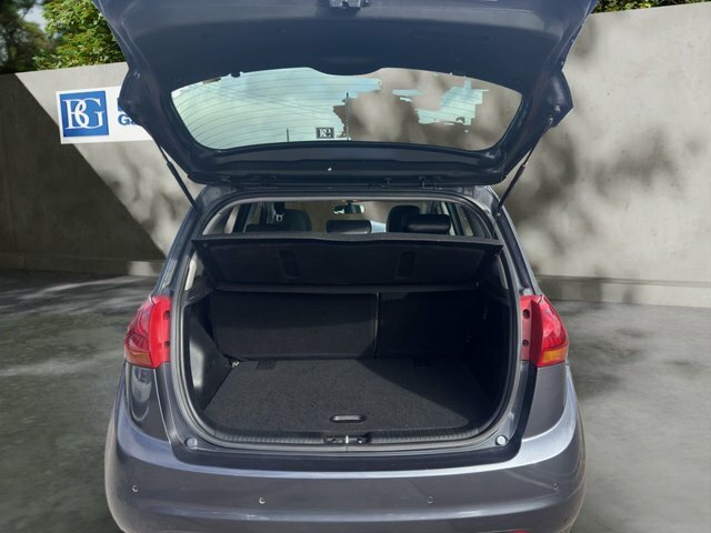 Kia Venga 3 Silver #20
