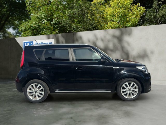 Kia Soul  Black #8