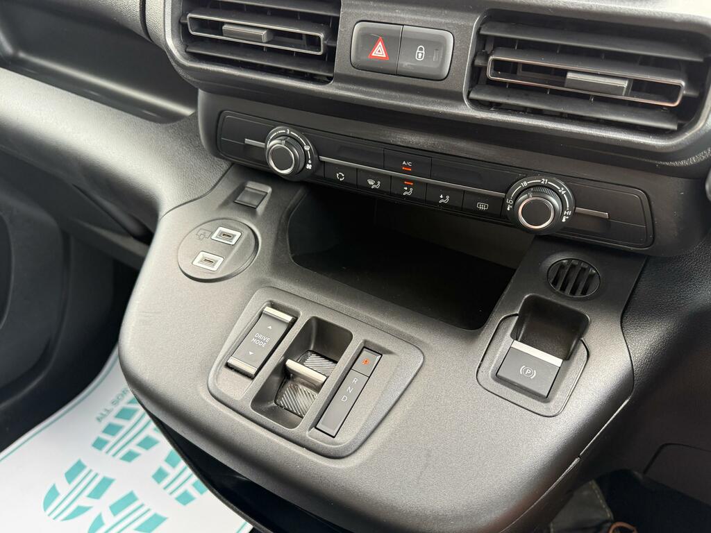 Citroen e-Berlingo Plus Grey #26