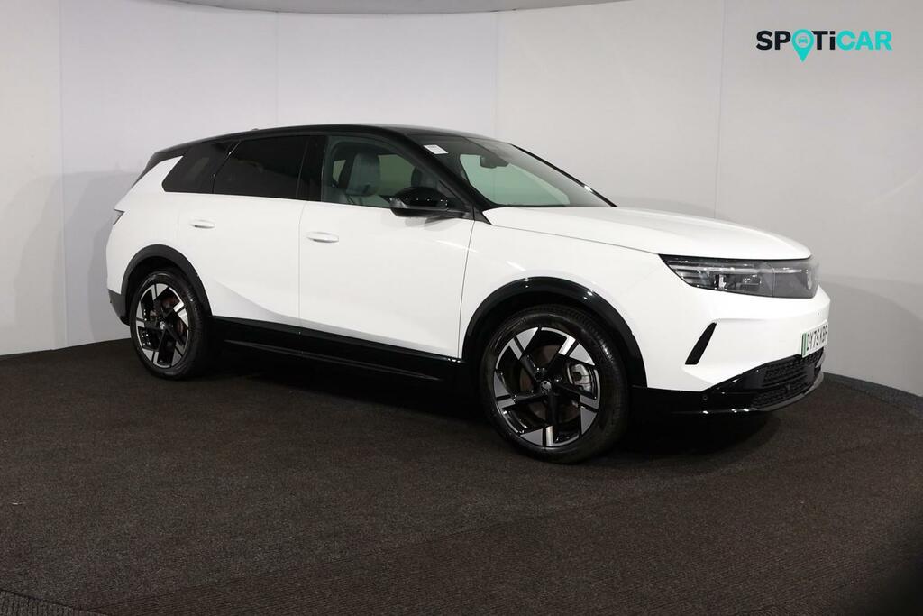 Vauxhall Grandland 73Kwh Ultimate Suv 213 Ps White