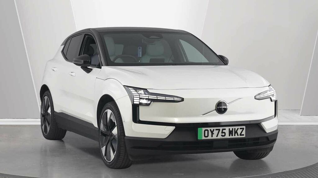 Volvo EX30 Ultra, Twin Motor Performance, Breeze In White