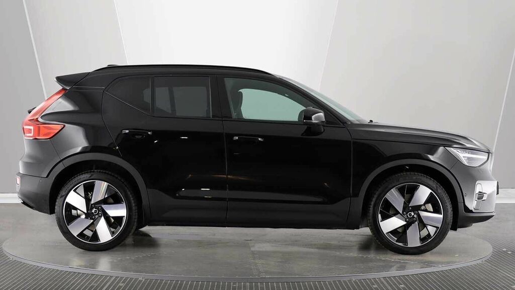 Volvo EX40 Ultra, Single Motor Extended Range, Black #3