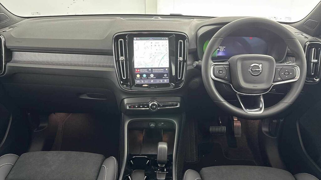 Volvo EX40 Ultra, Single Motor Extended Range, Black #5