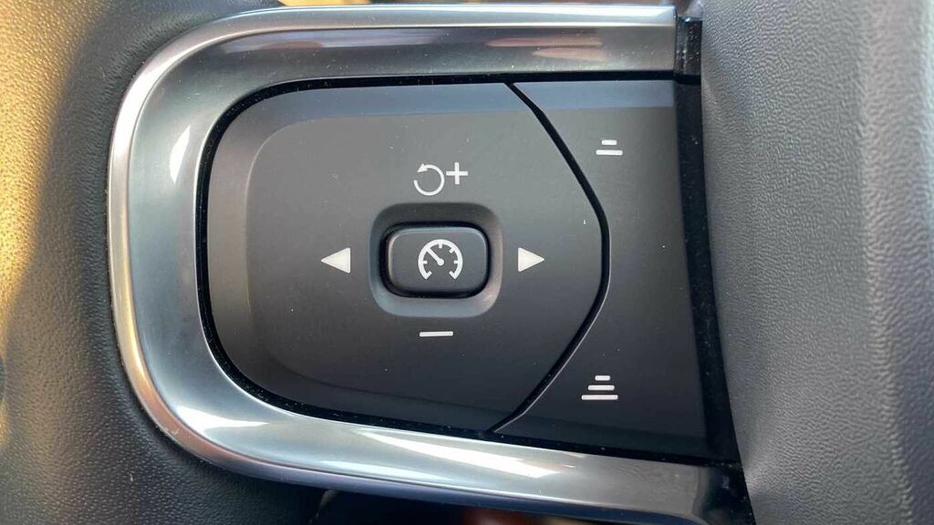 Volvo XC40 Recharge T5 Inscription Black #11