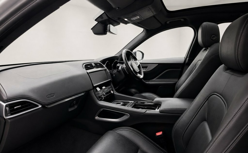 Jaguar F-Pace Portfolio Blue #11
