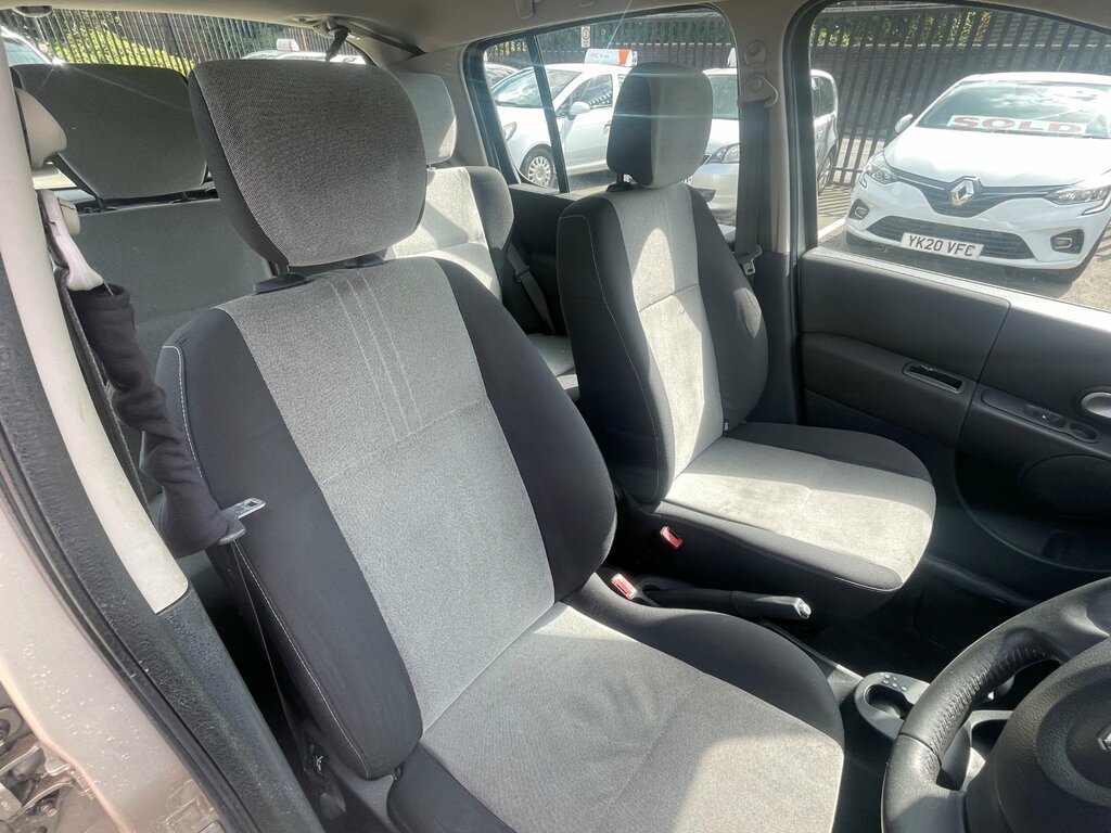 Renault Modus Hatchback Expression 16V E4 2007 Silver #8