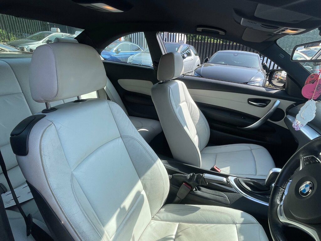 BMW 1 Series 2.0 118D Exclusive Edition Coupe E Black #5