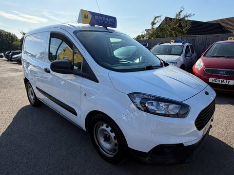Ford Transit Courier 1.5 Tdci Leader White #3