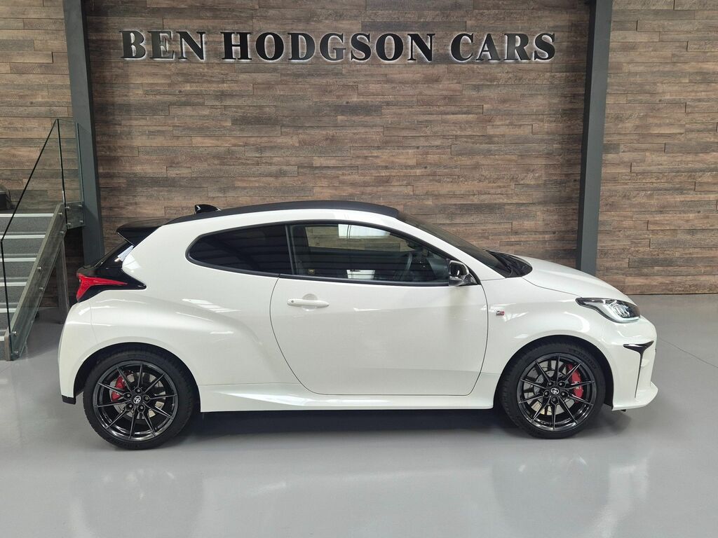 Toyota Yaris 1.6T Gr Circuit Hatchback White