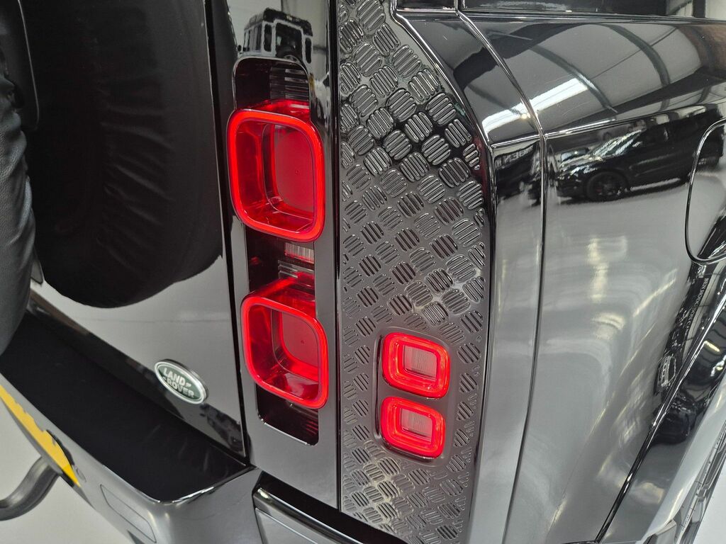 Land Rover Defender 90 3.0 D200 Mhev Hard Black #6
