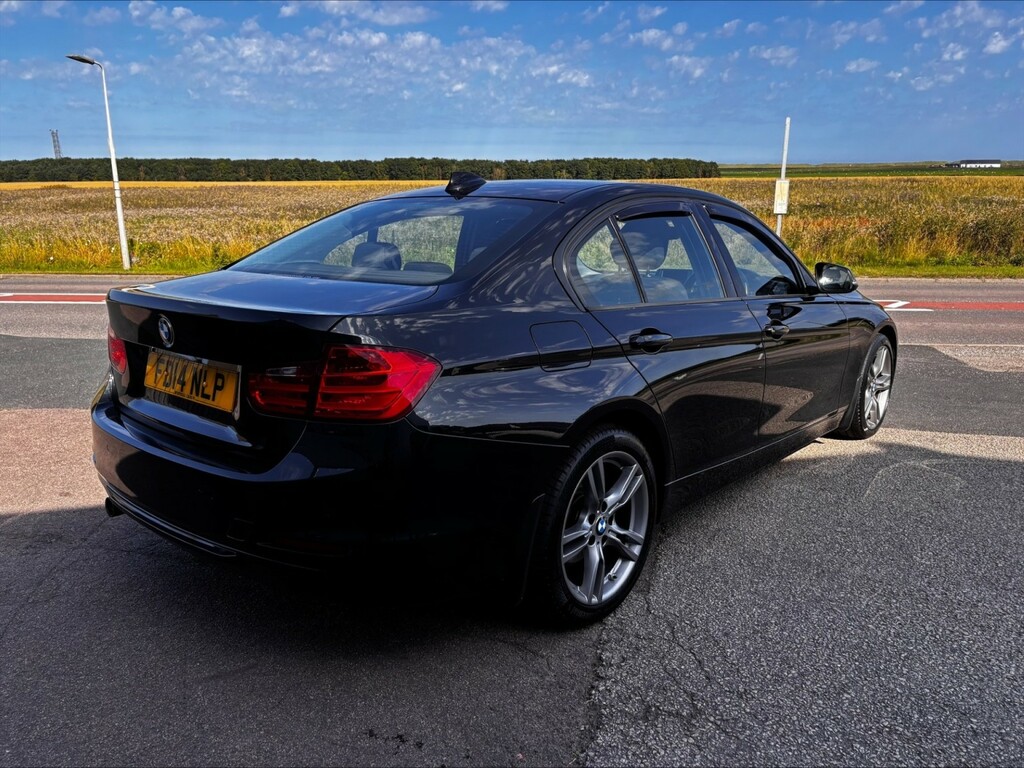 BMW 3 Series Saloon 2.0 318D Sport Saloon 2014 FD14NLP Black #4