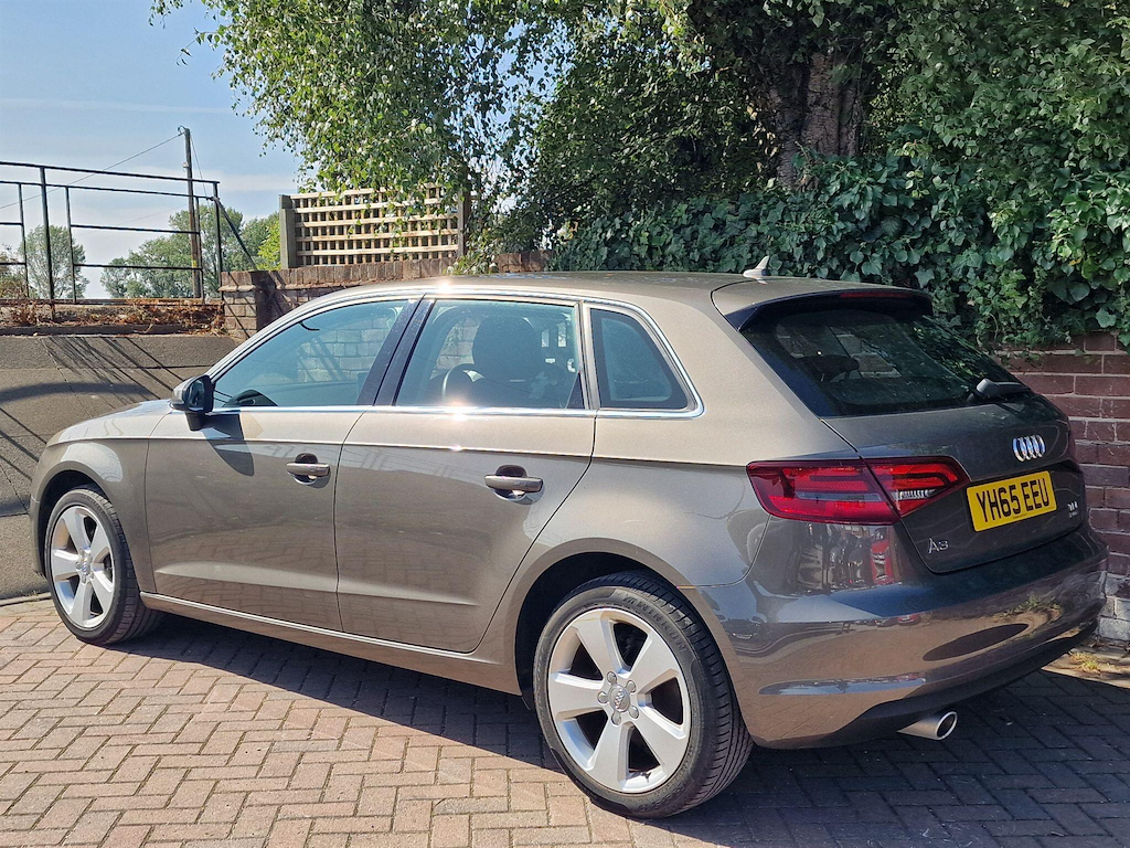 Audi A3 1.6 Tdi Sport Sportback Euro 6 Ss Grey #3