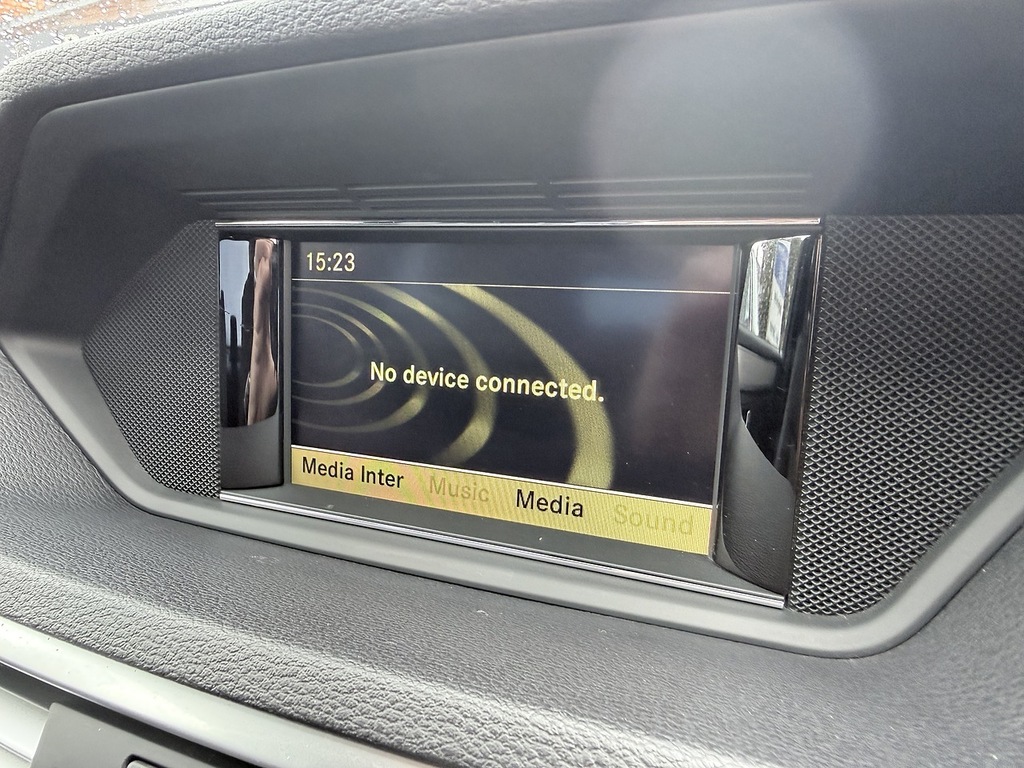 Mercedes-Benz E Class E350 Sport Cdi Blueefficiency 265 White #19
