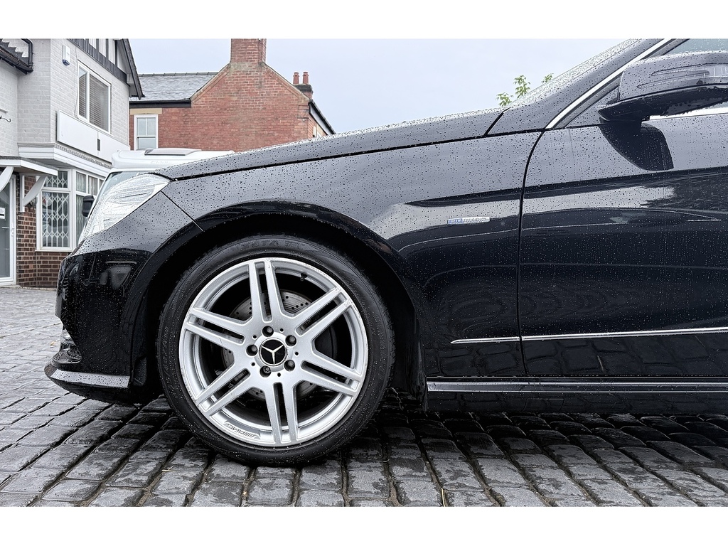 Mercedes-Benz E Class E350 Sport Cdi Blueefficiency 265 White #8