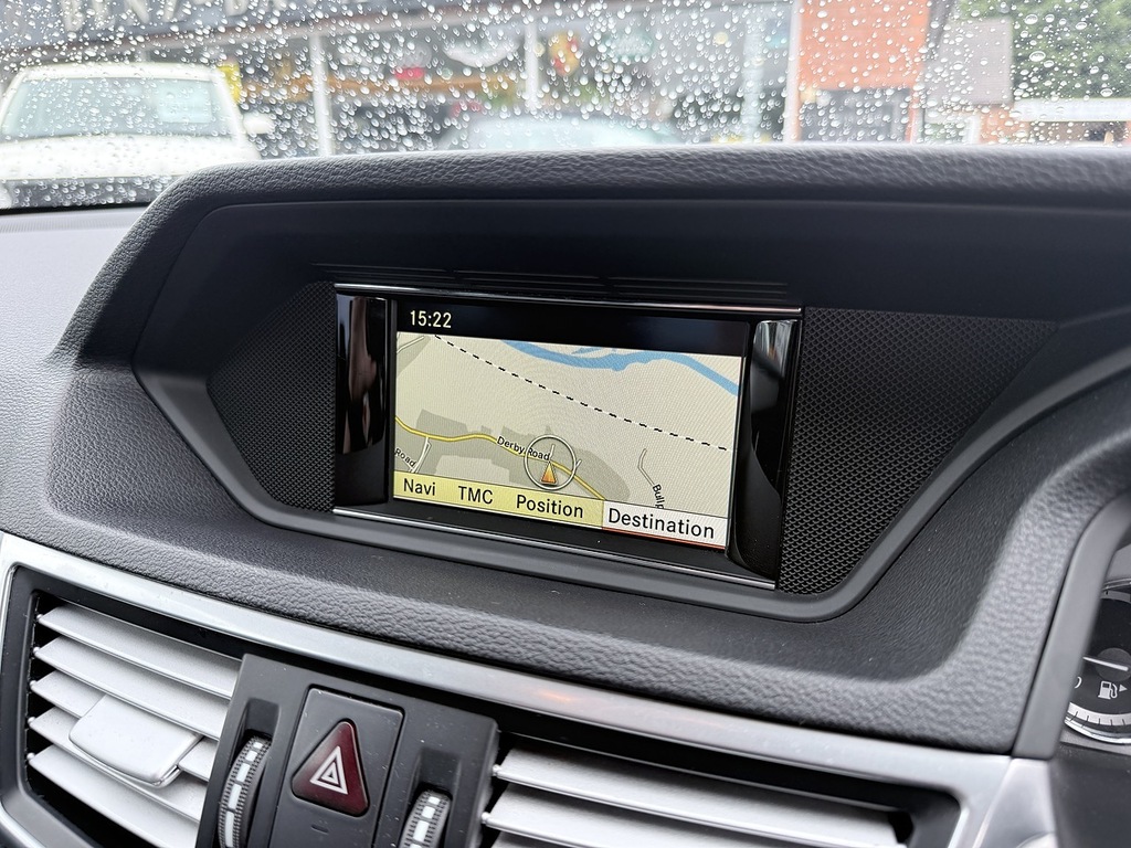 Mercedes-Benz E Class E350 Sport Cdi Blueefficiency 265 White #17