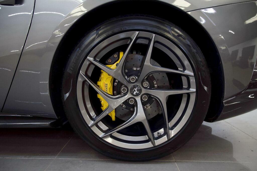 Ferrari 812 Superfast 2dr Auto Red #23