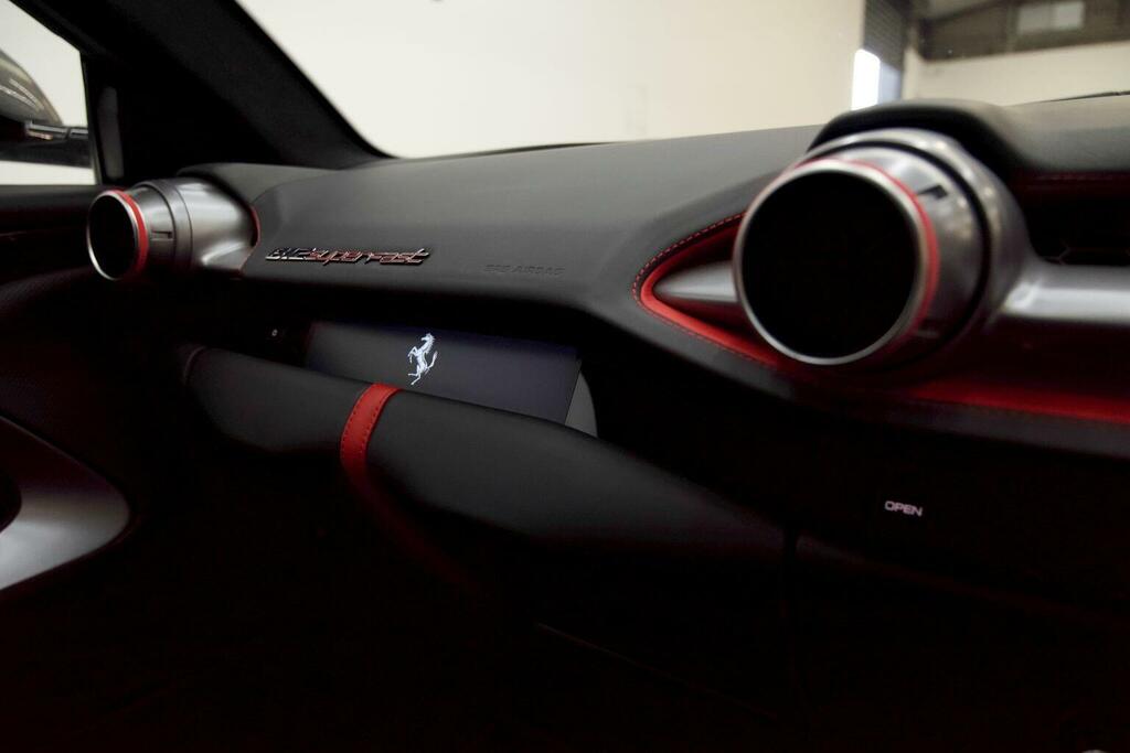 Ferrari 812 Superfast 2dr Auto Red #17