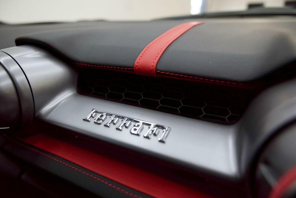 Ferrari 812 Superfast 2dr Auto Red #40