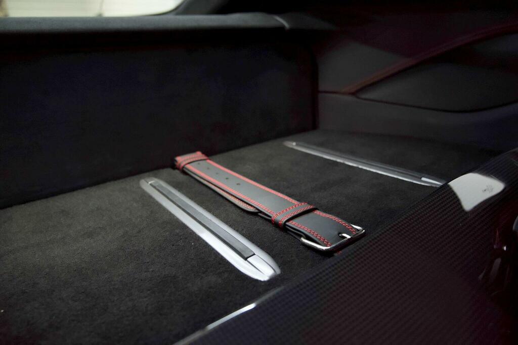 Ferrari 812 Superfast 2dr Auto Red #32