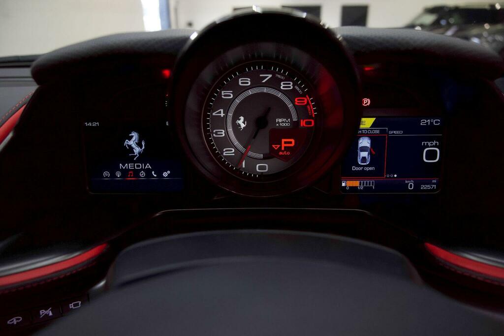 Ferrari 812 Superfast 2dr Auto Red #19