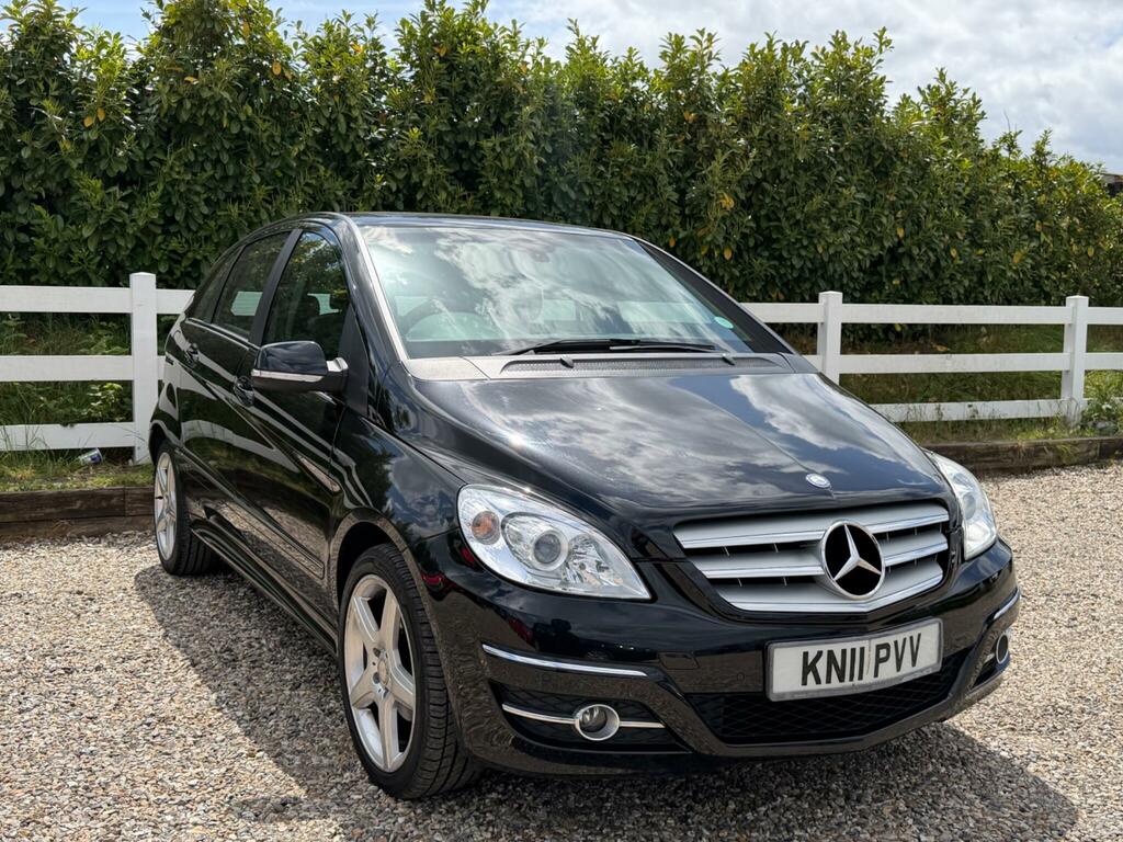 Mercedes-Benz B Class 1.7 B180 Sport Cvt Black