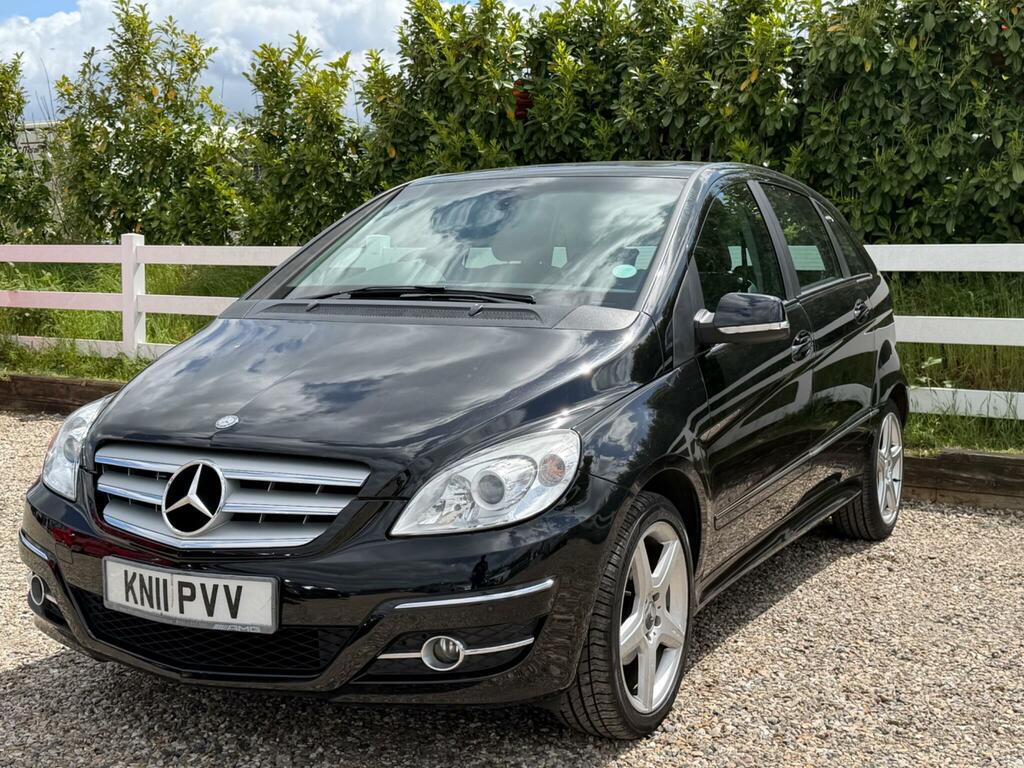 Mercedes-Benz B Class 1.7 B180 Sport Cvt Black #2