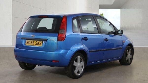 Ford Fiesta Automatic Silver #8
