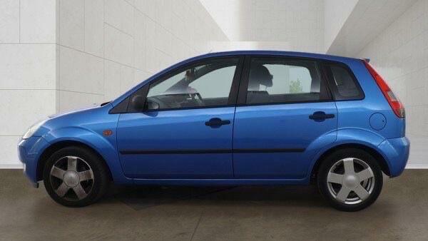 Ford Fiesta Automatic Silver #5