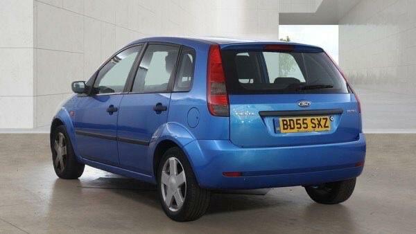 Ford Fiesta Automatic Silver #4