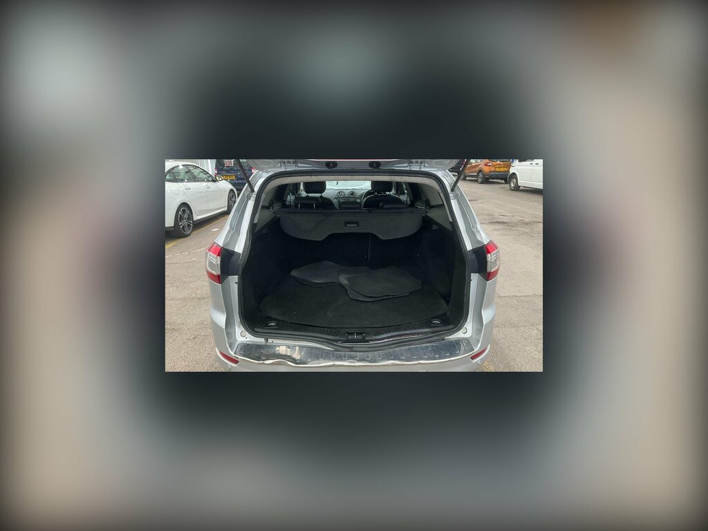 Ford Mondeo  Black #7