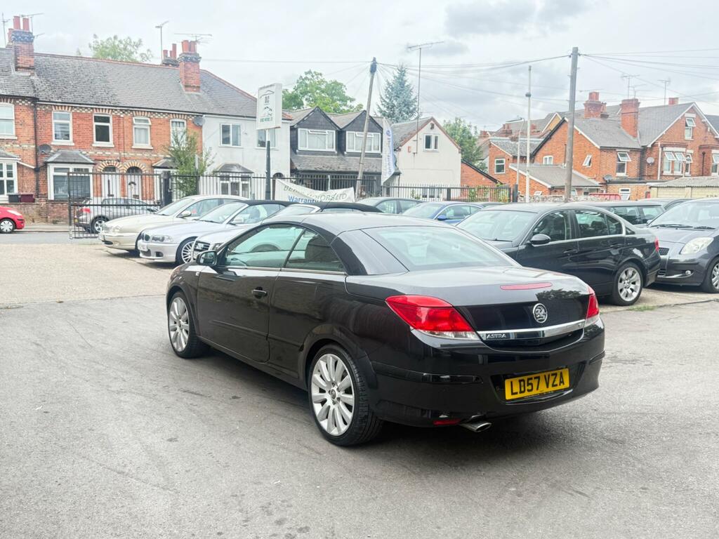 Vauxhall Astra Hatchback Silver #9