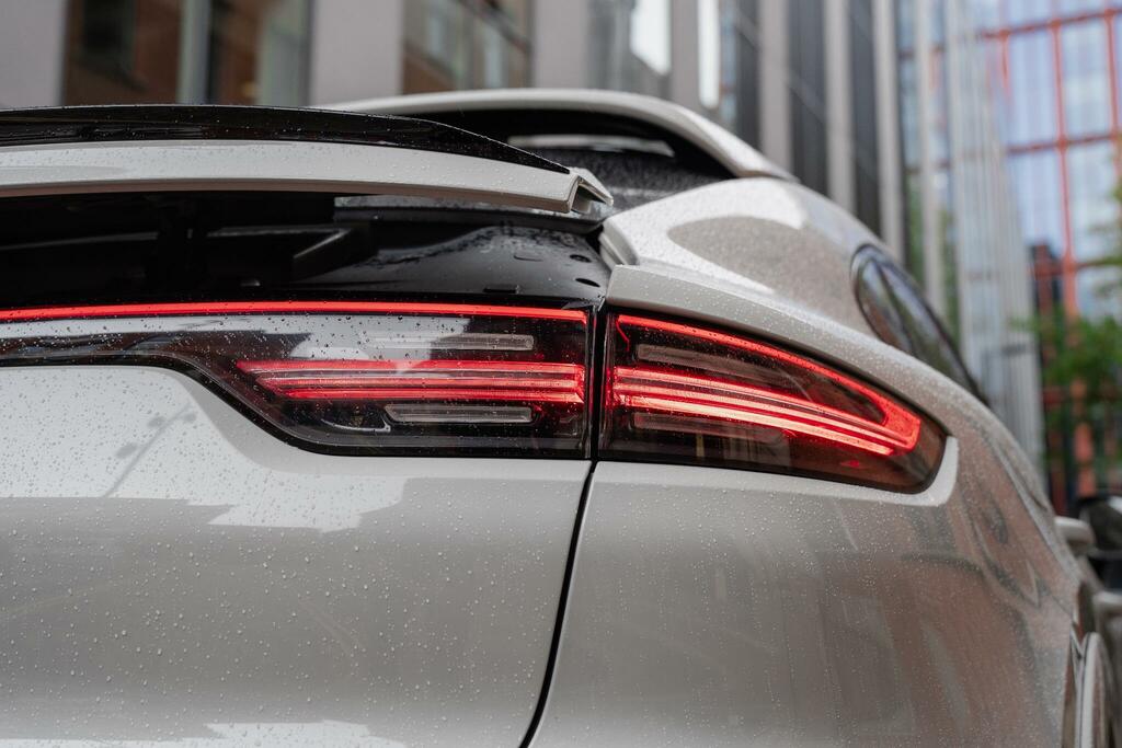 Porsche Cayenne V6 Automatic Black #30