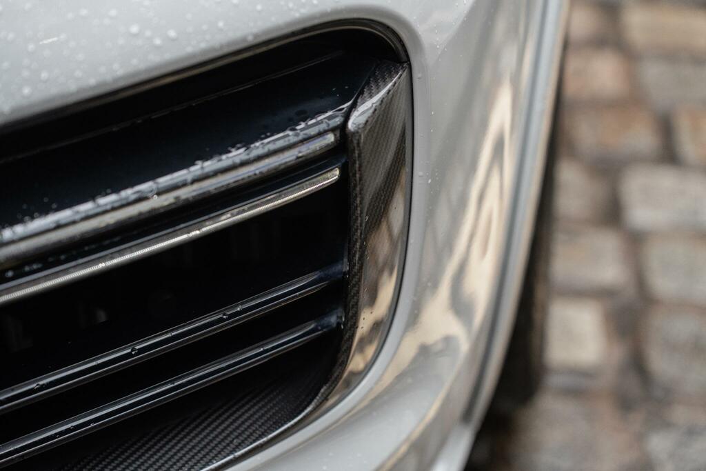 Porsche Cayenne V6 Automatic Black #15