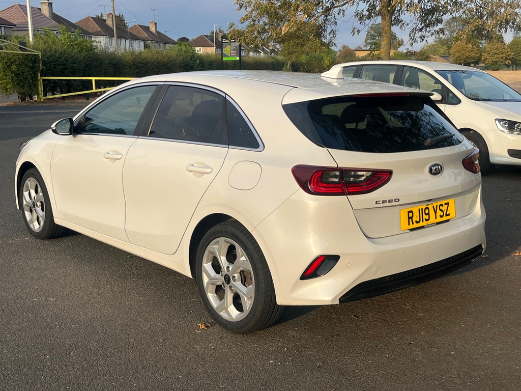 Kia Ceed 1.6 Crdi 3 Dct Euro 6 Ss RJ19YSZ #4