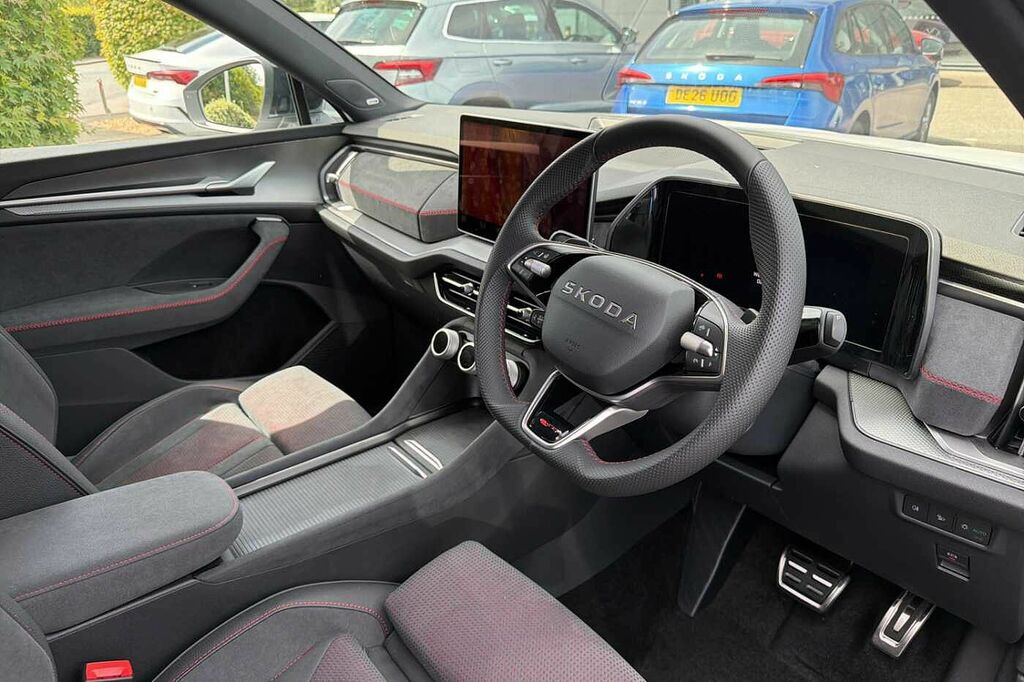 Skoda Kodiaq 2.0 Tsi Vrs 4X4 Dsg 7 Seat White #6