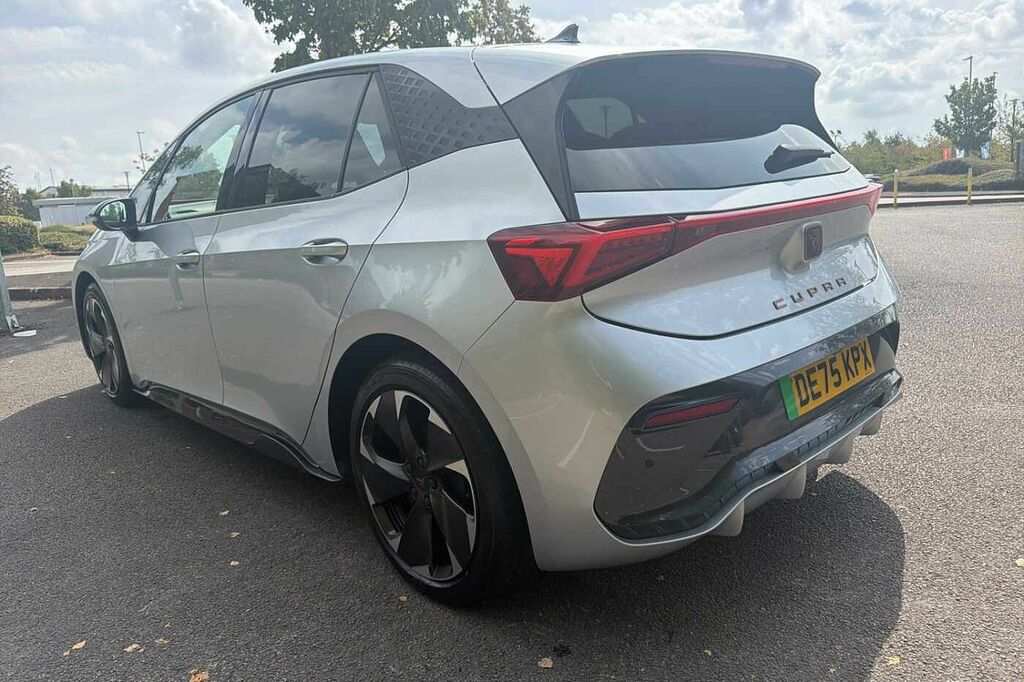 Cupra Born 170Kw E-boost V2 59Kwh DE75KPX Silver #3