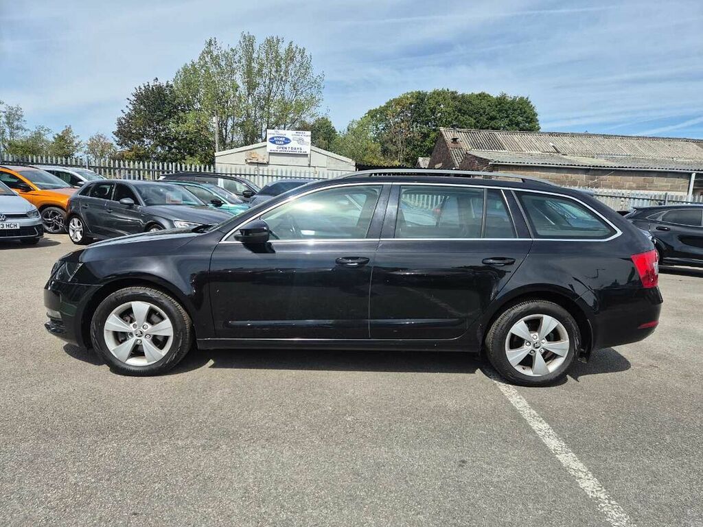 Skoda Octavia 1.0 Tsi Se Technology Dsg GD19AOZ Black #4
