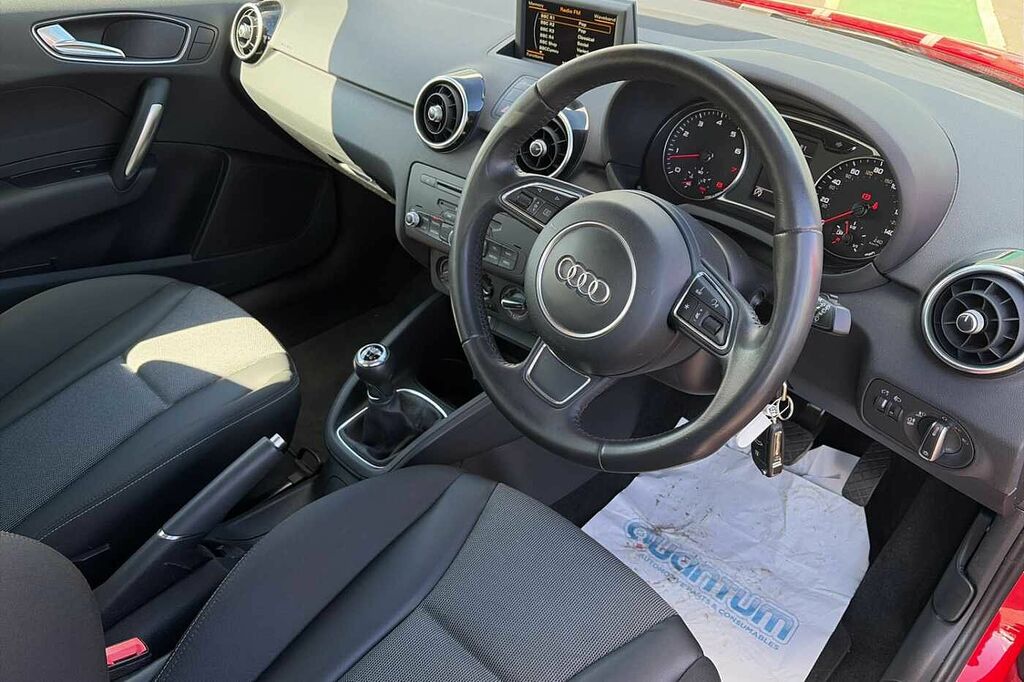 Audi A1 1.4 Tfsi Sport Red #6