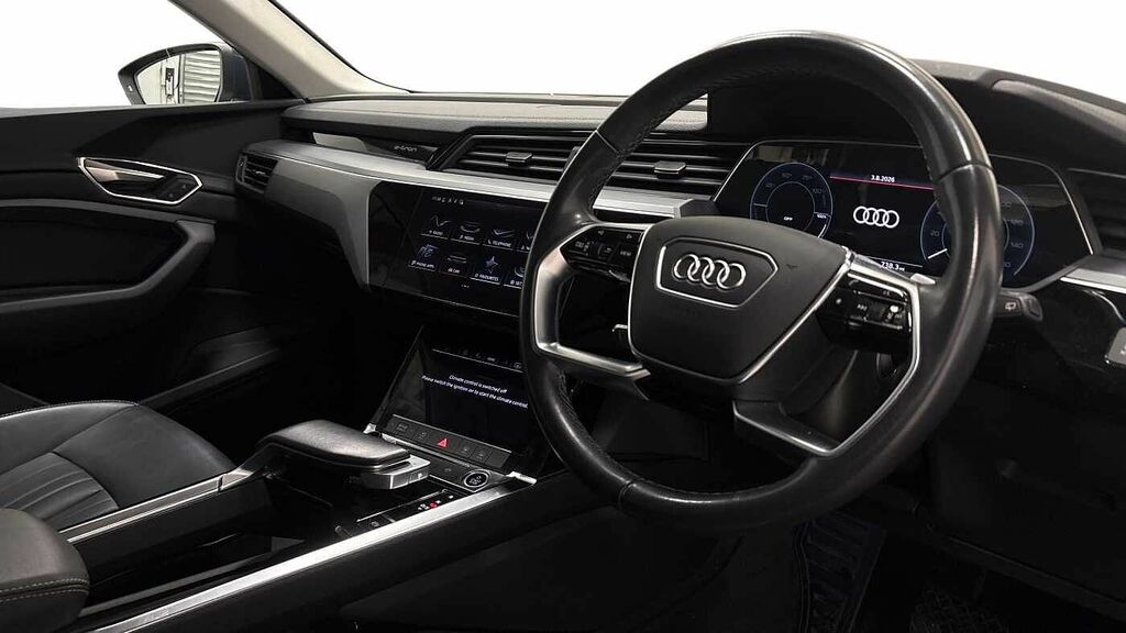Audi Q8 e tron 250Kw 50 Quattro 95Kwh Sport Blue #6