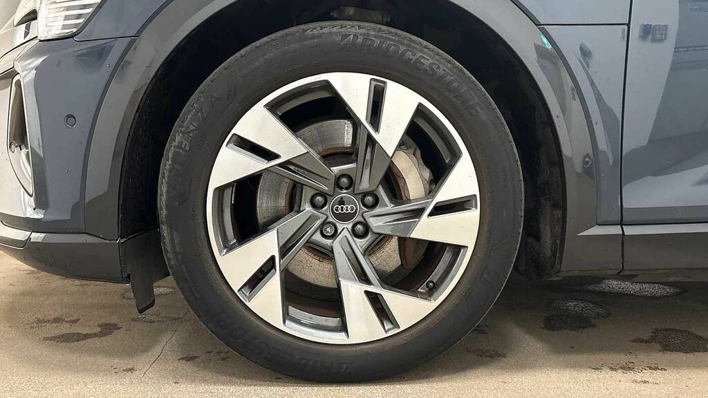 Audi Q8 e tron 250Kw 50 Quattro 95Kwh Sport Blue #5