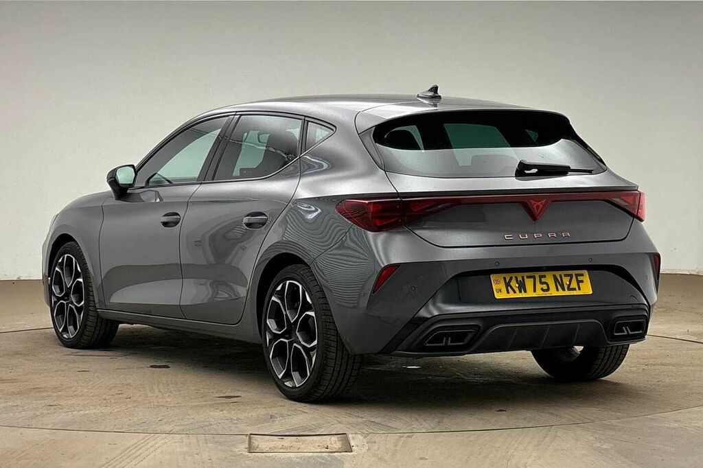 Cupra Leon 1.5 Etsi 150 V2 Dsg KW75NZF Grey #3